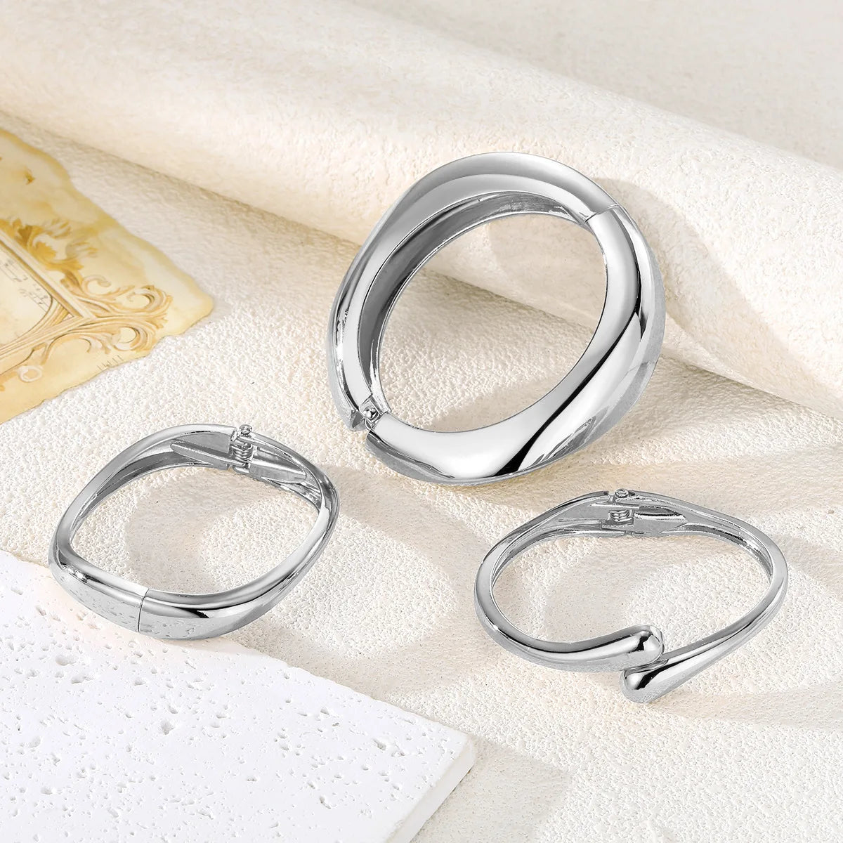 Axis Ring