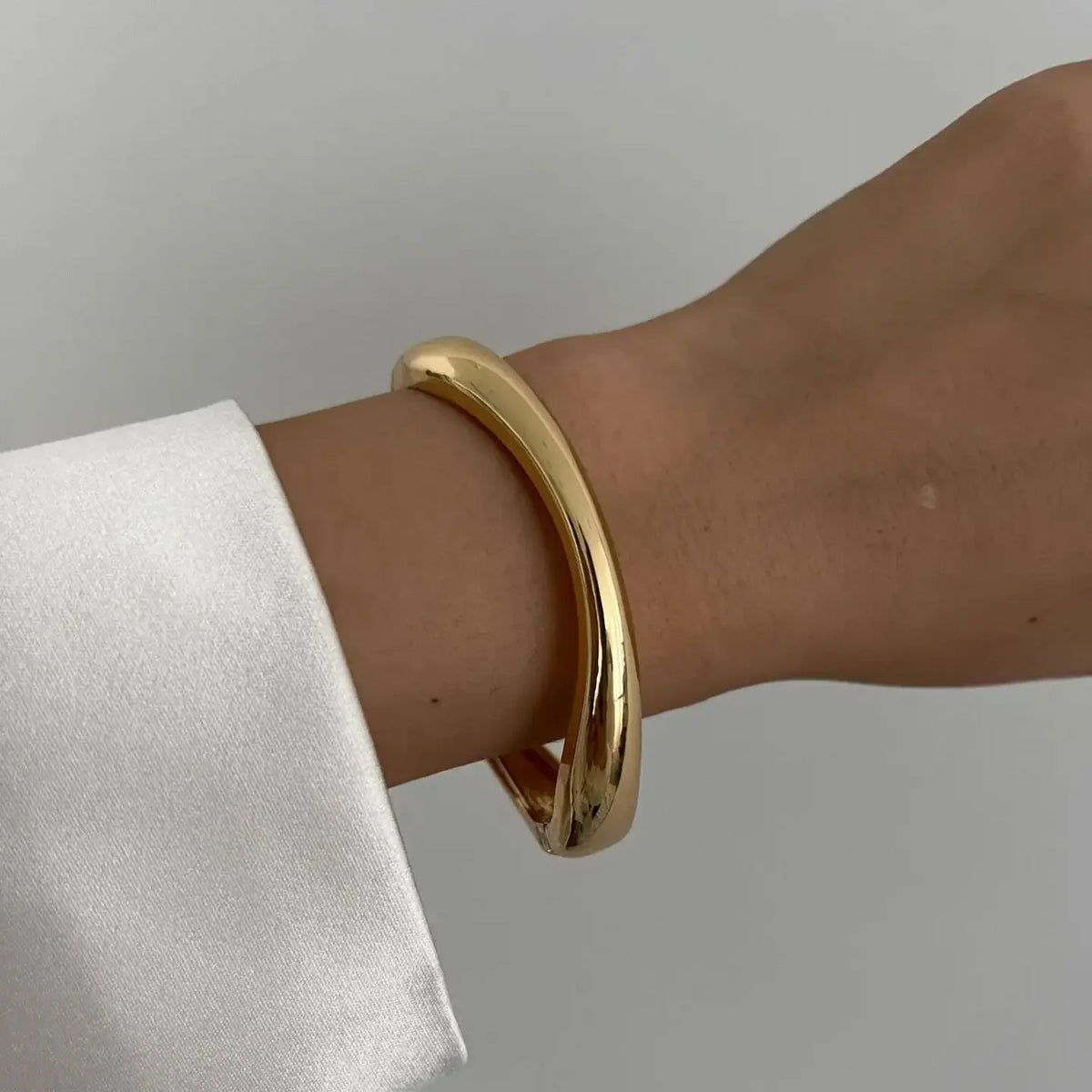 Axis Ring